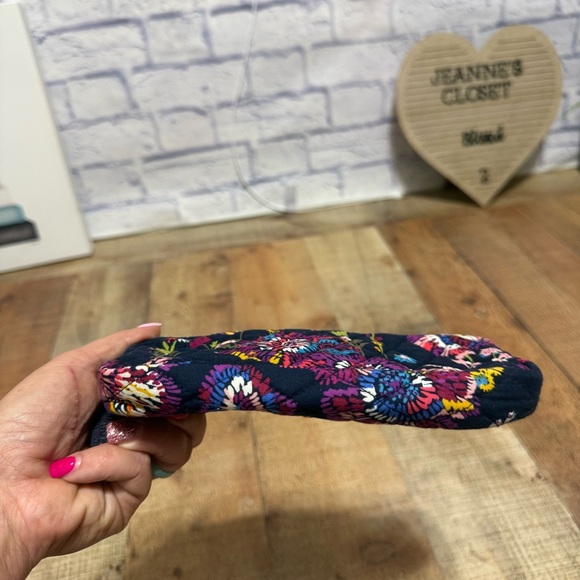 Vera Bradley Midnight Wildflowers Makeup Brush & Pencil Quilted Cosmetic Bag EUC - Picture 5 of 11